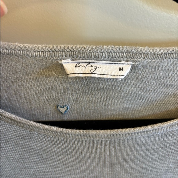 Gray Sweater with Hearts - Picture 5 of 9
